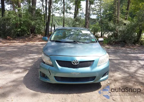 2010 Toyota Corolla Le z USA, uszkodzony, nr VIN 2T1BU4EE5AC284483